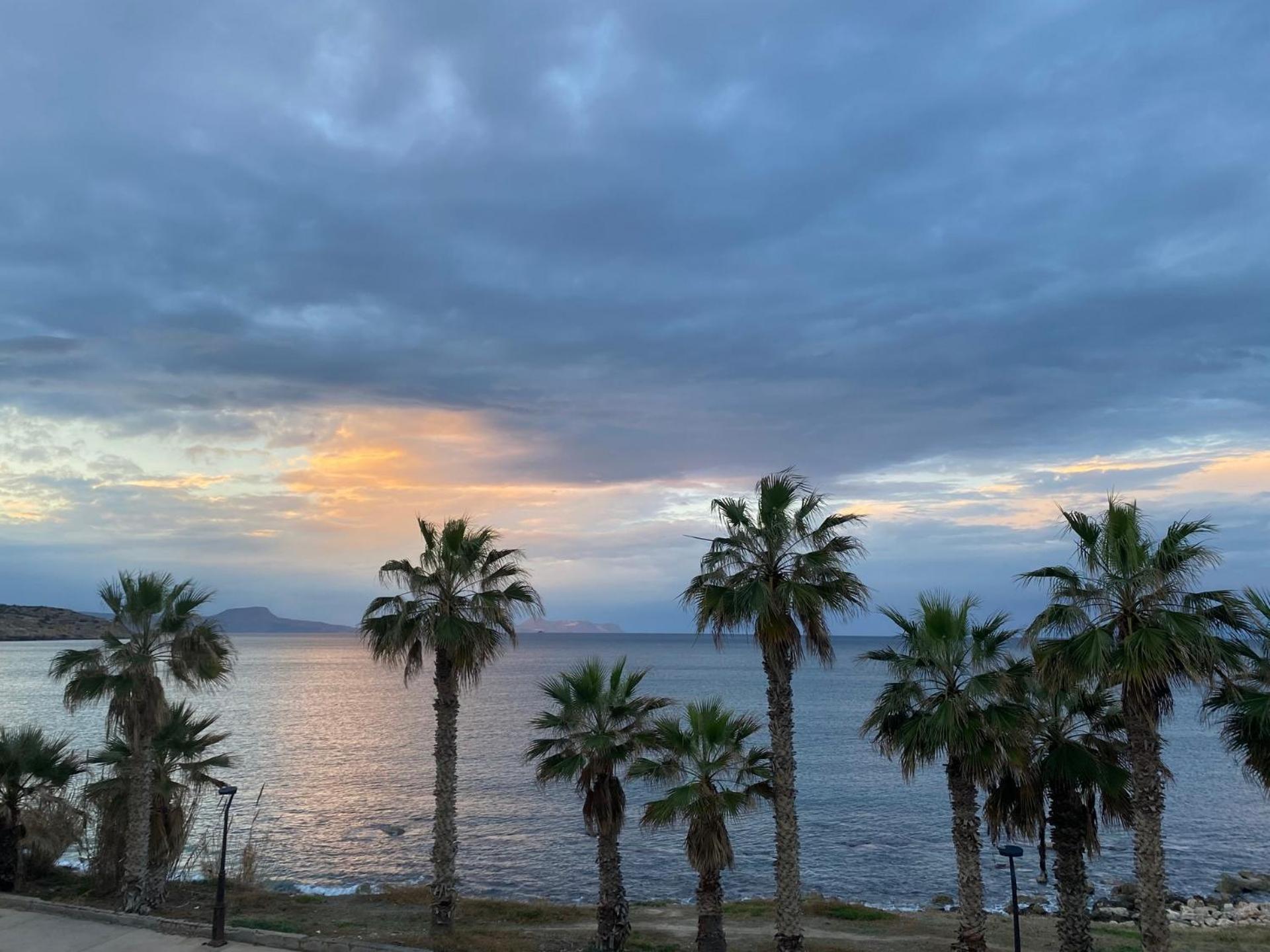 Eftihia Apartments By The Sea レティムノ エクステリア 写真